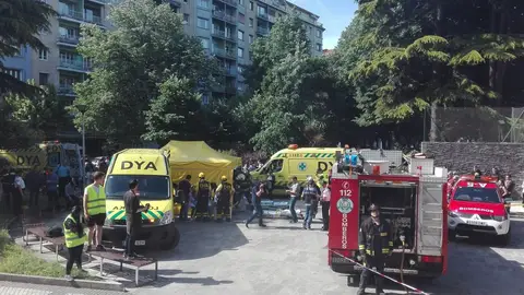 Simulacro de incendio y evacuación en el Politecnico Easo. Simulacro de incendio y evacuación en el Politecnico Easo.