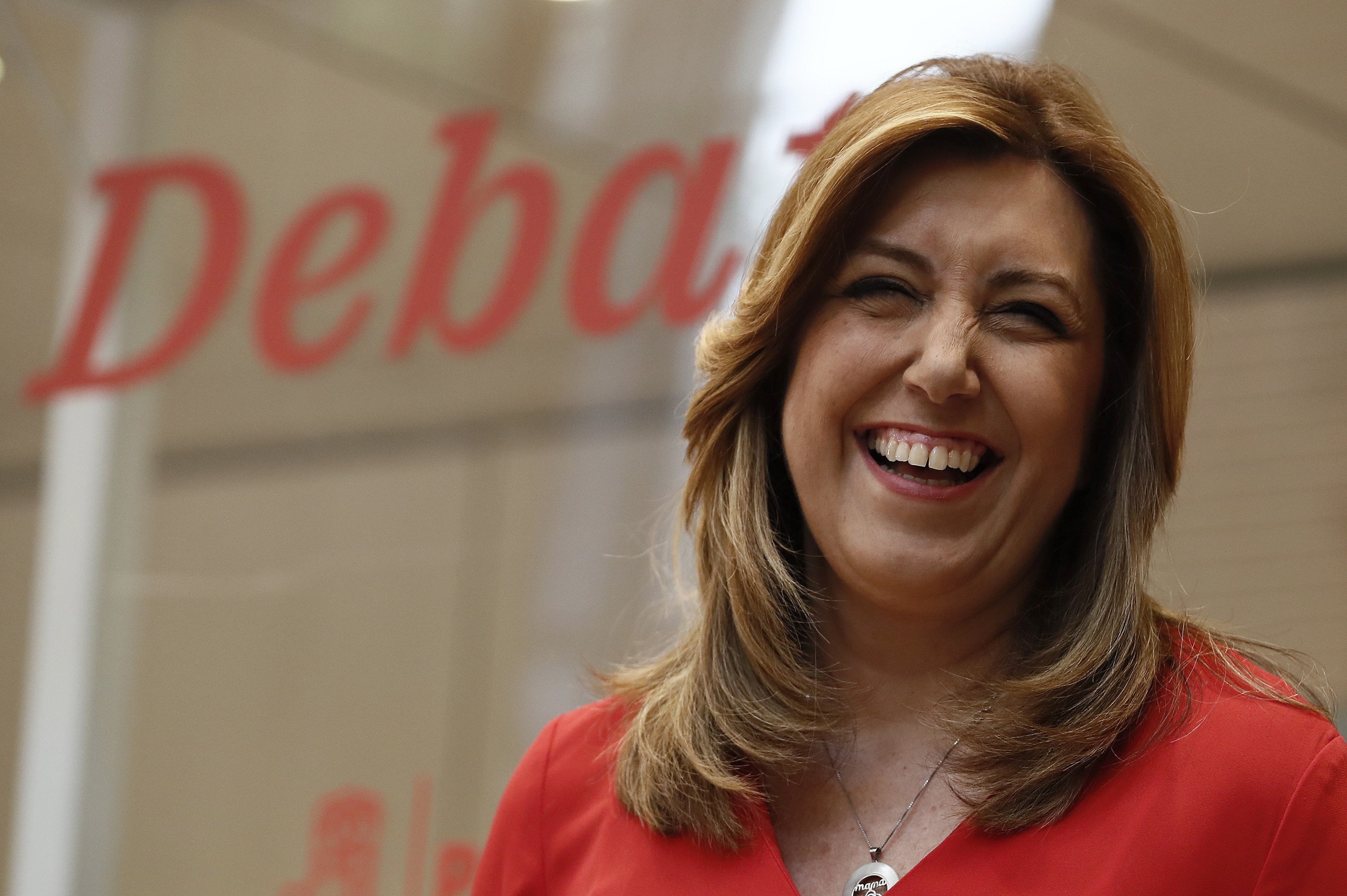 Susana Díaz retrasa la presentación del documento político de su candidatura Susana Díaz retrasa la presentación del documento político de su candidatura
