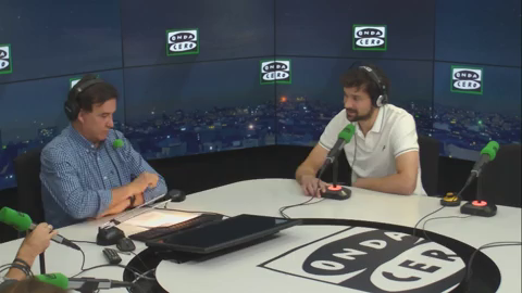 Llull aconseja a Joseba, una promesa del baloncesto español Llull aconseja a Joseba, una promesa del baloncesto español