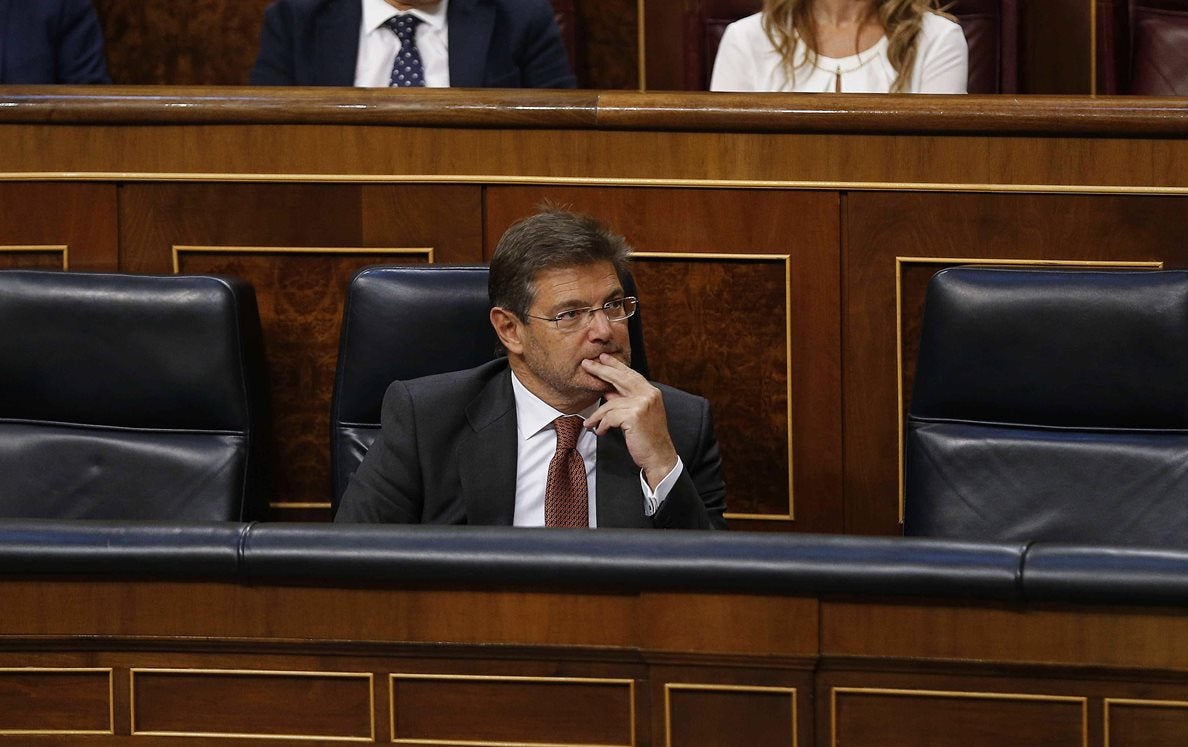 Catalá desmiente a Junqueras: confirma que la intervención de las cuentas catalanas sigue vigente Catalá desmiente a Junqueras: confirma que la intervención de las cuentas catalanas sigue vigente