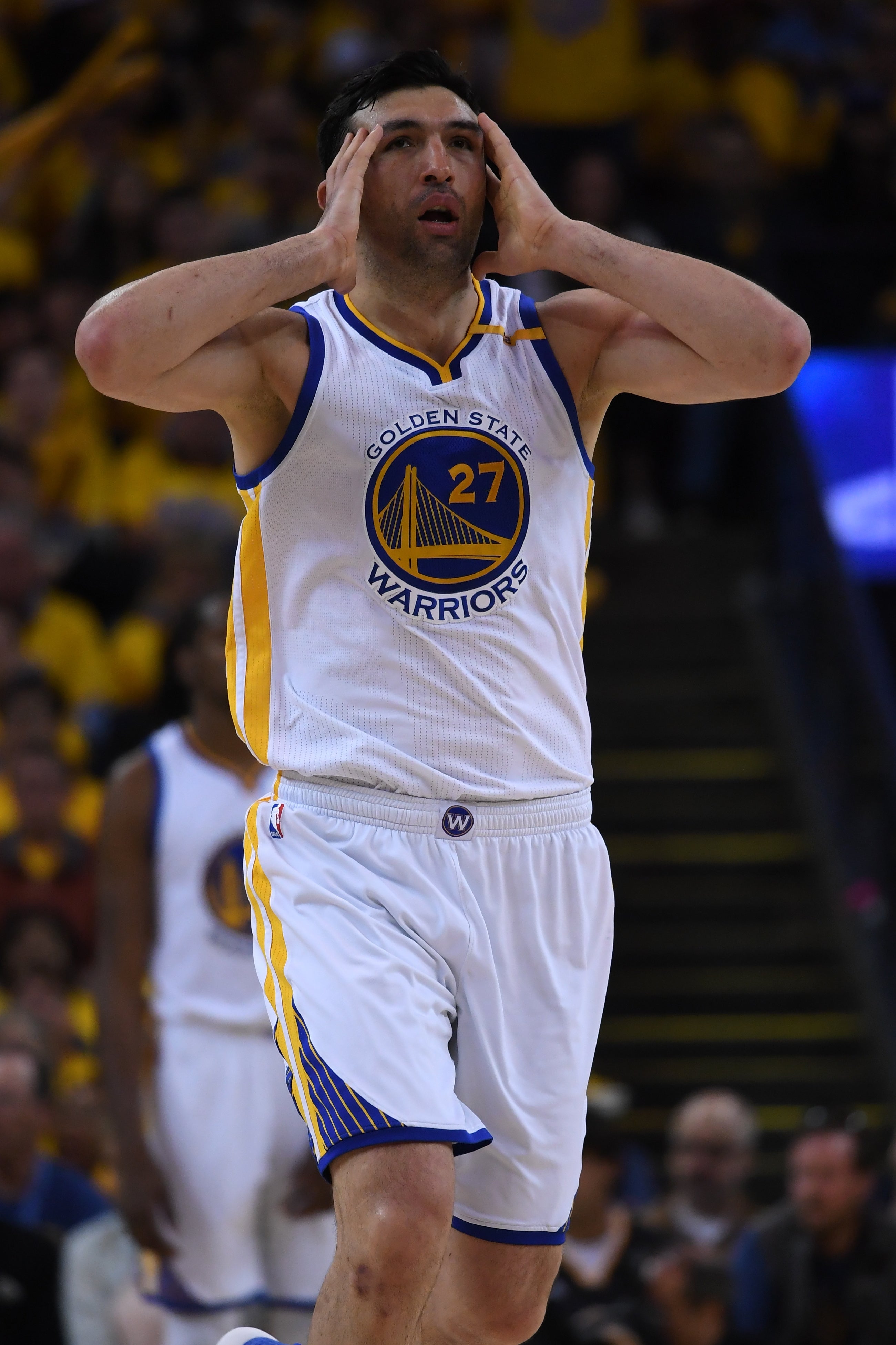 Pachulia responde a Popovich: "No soy un jugador sucio" Pachulia responde a Popovich: "No soy un jugador sucio"