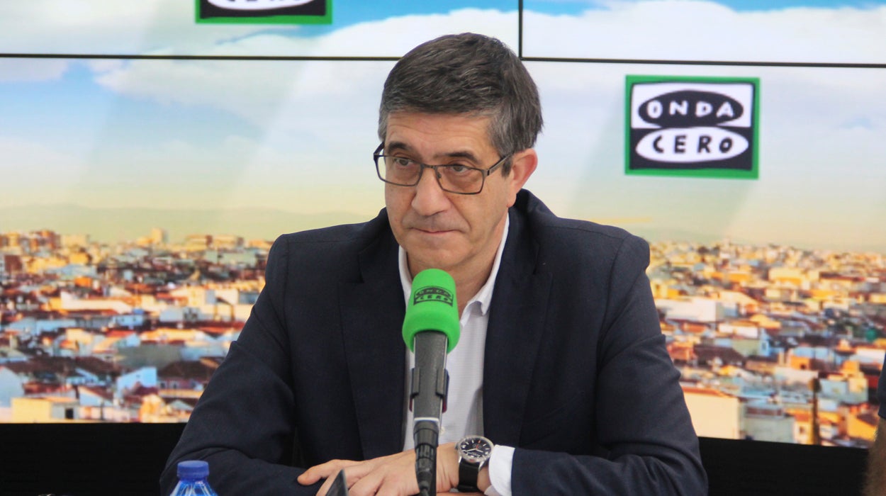 Patxi López: "Cuando gobernaba el PSOE no existía el problema catalán" Patxi López: "Cuando gobernaba el PSOE no existía el problema catalán"