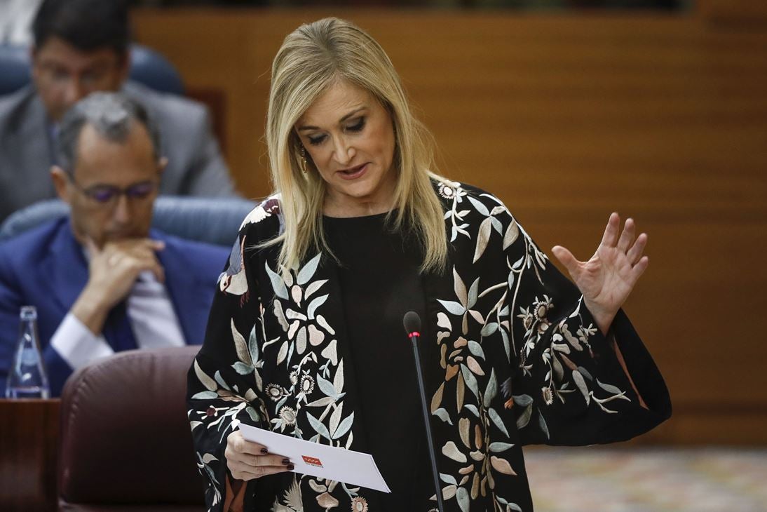Podemos presenta un programa de gobierno como alternativa al de Cifuentes Podemos presenta un programa de gobierno como alternativa al de Cifuentes