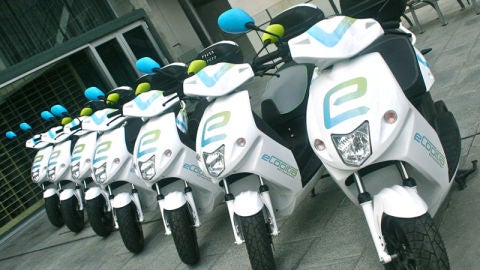 Motos de eCooltra en Madrid