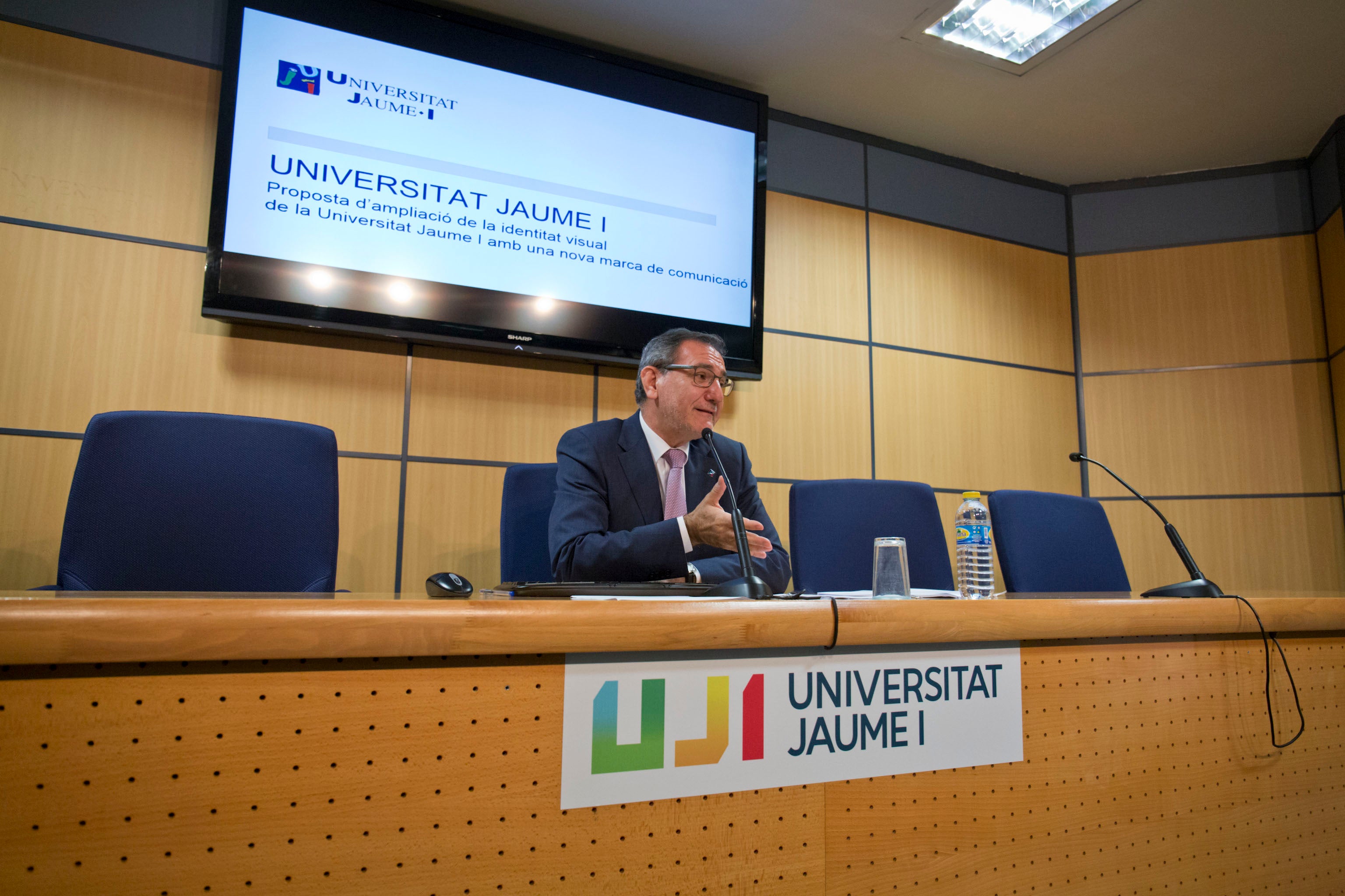 La UJI diseña una nueva marca de comunicación para proyectarse internacionalmente en el ámbito digital La UJI diseña una nueva marca de comunicación para proyectarse internacionalmente en el ámbito digital