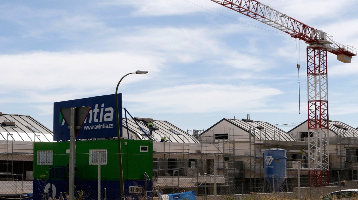El precio de la vivienda sube un 7,7 % interanual en el primer trimestre El precio de la vivienda sube un 7,7 % interanual en el primer trimestre
