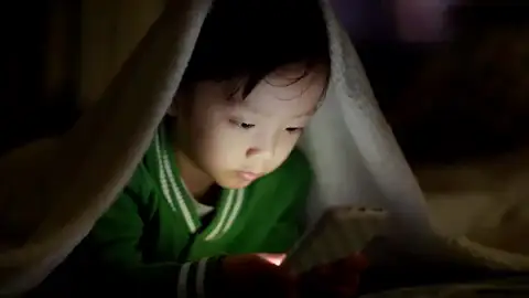 Frame 0.0 de: La mejor edad para que un niño tenga un smartphone, según Bill Gates Frame 0.0 de: La mejor edad para que un niño tenga un smartphone, según Bill Gates