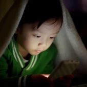 Frame 0.0 de: La mejor edad para que un niño tenga un smartphone, según Bill Gates