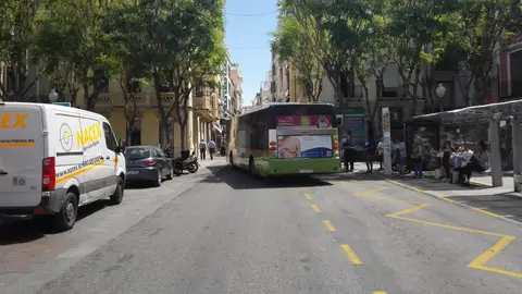 Un autobus en la calle Corredora