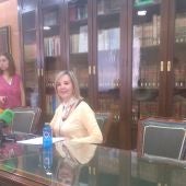 La fiscal superior Ana Tárrago atiende a los medios de comunicación
