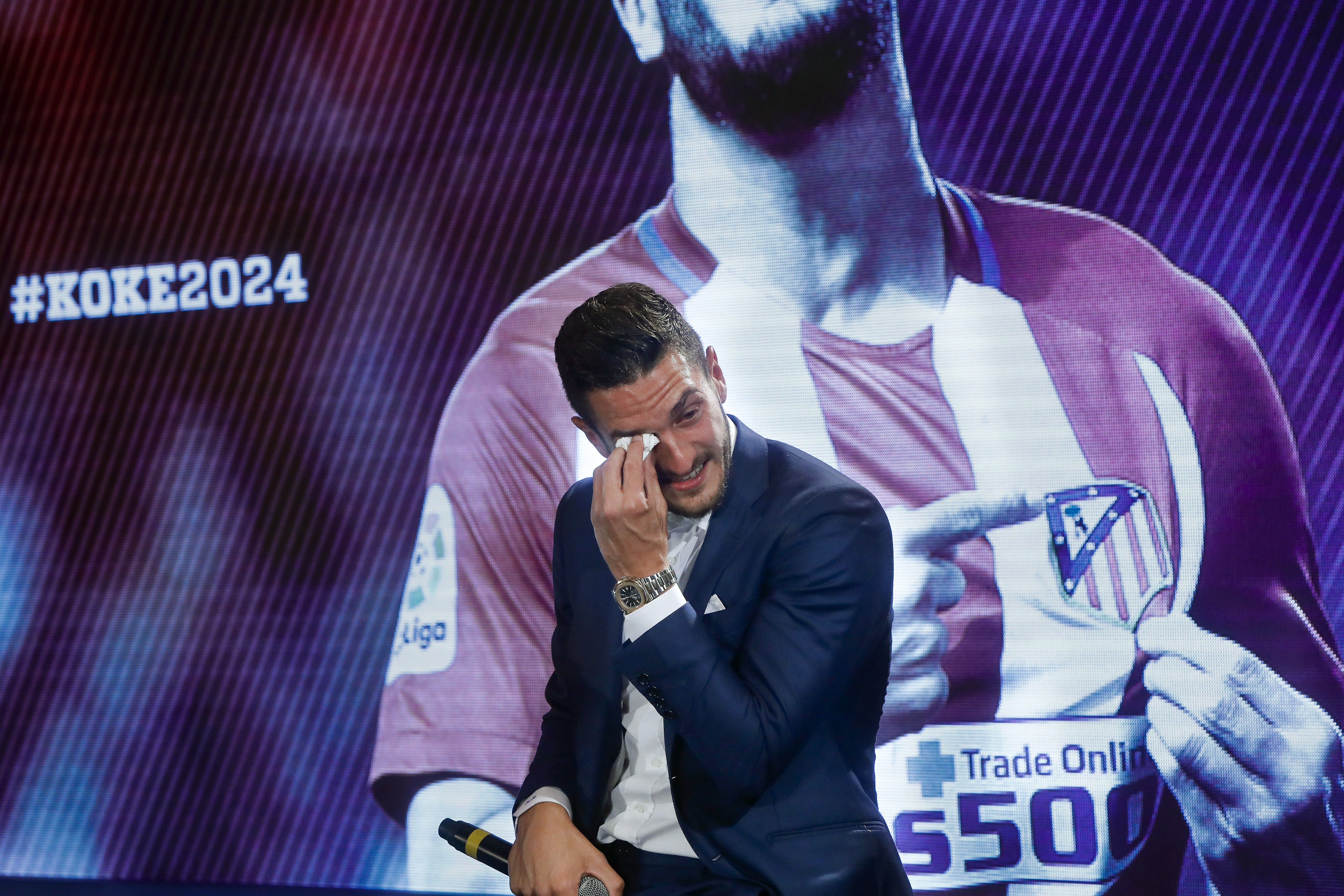 Koke, emocionado en su acto de renovación: "Soy atlético desde pequeñito y ojalá me pueda retirar aquí" Koke, emocionado en su acto de renovación: "Soy atlético desde pequeñito y ojalá me pueda retirar aquí"