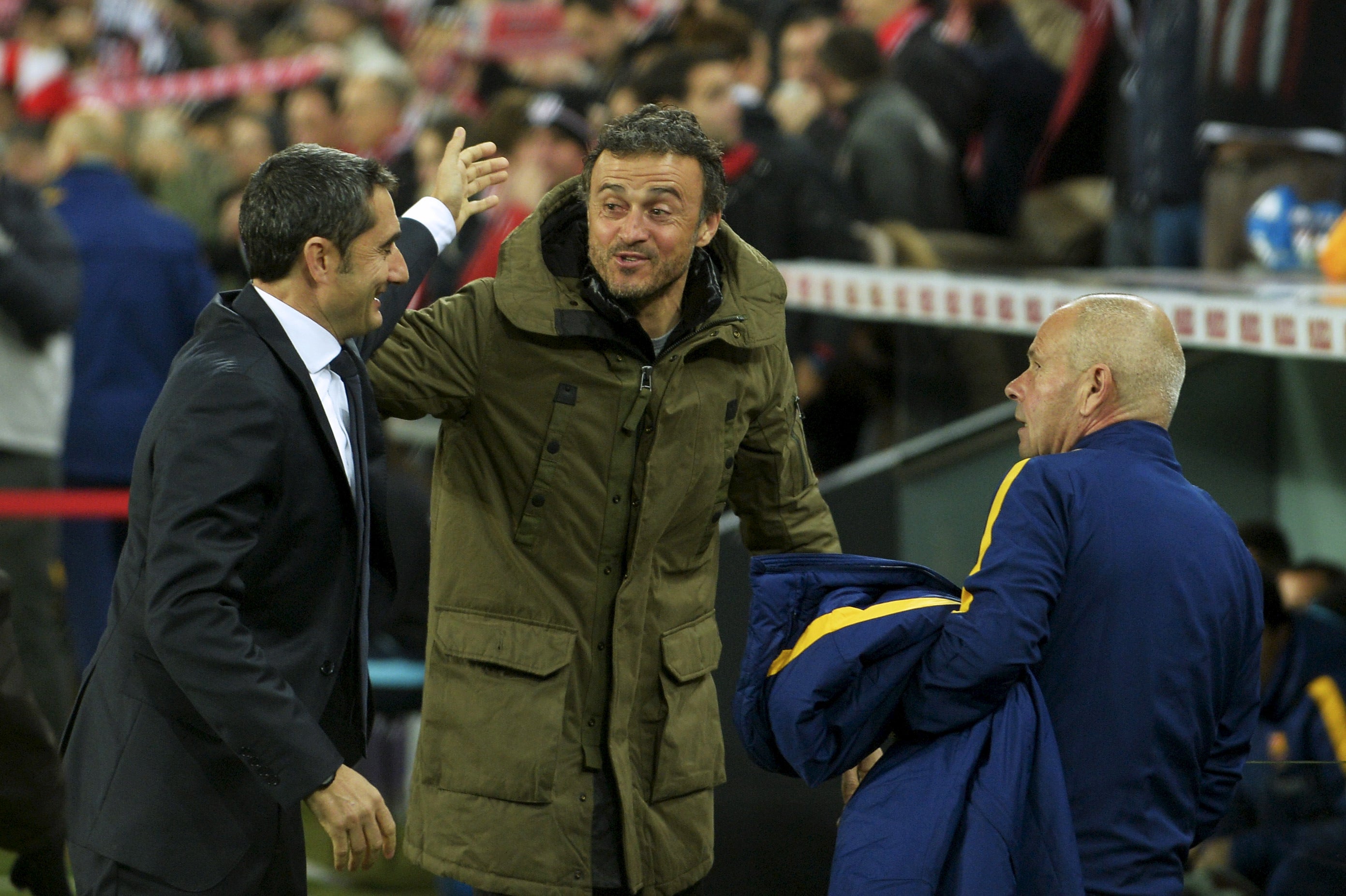 Valverde: "No tengo compromiso con nadie, pero sí ofertas de equipos importantes" Valverde: "No tengo compromiso con nadie, pero sí ofertas de equipos importantes"