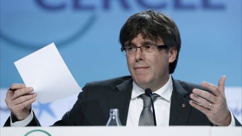 Puigdemont contesta a la carta de Rajoy en el C&iacute;rculo de Econom&iacute;a