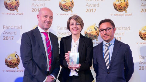 La Directora General Corporativa de Atresmedia, Patricia P&eacute;rez, el Director de Recursos Humanos de la compa&ntilde;&iacute;a, Lucio Fern&aacute;ndez, y el Gerente de Recursos Humanos, Juan Carlos Majadas,