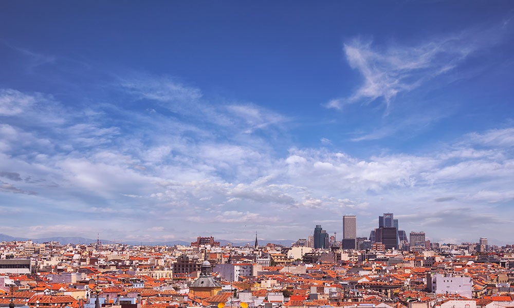 Comunidades de propietarios en Madrid podrán negarse a albergar pisos turísticos Comunidades de propietarios en Madrid podrán negarse a albergar pisos turísticos