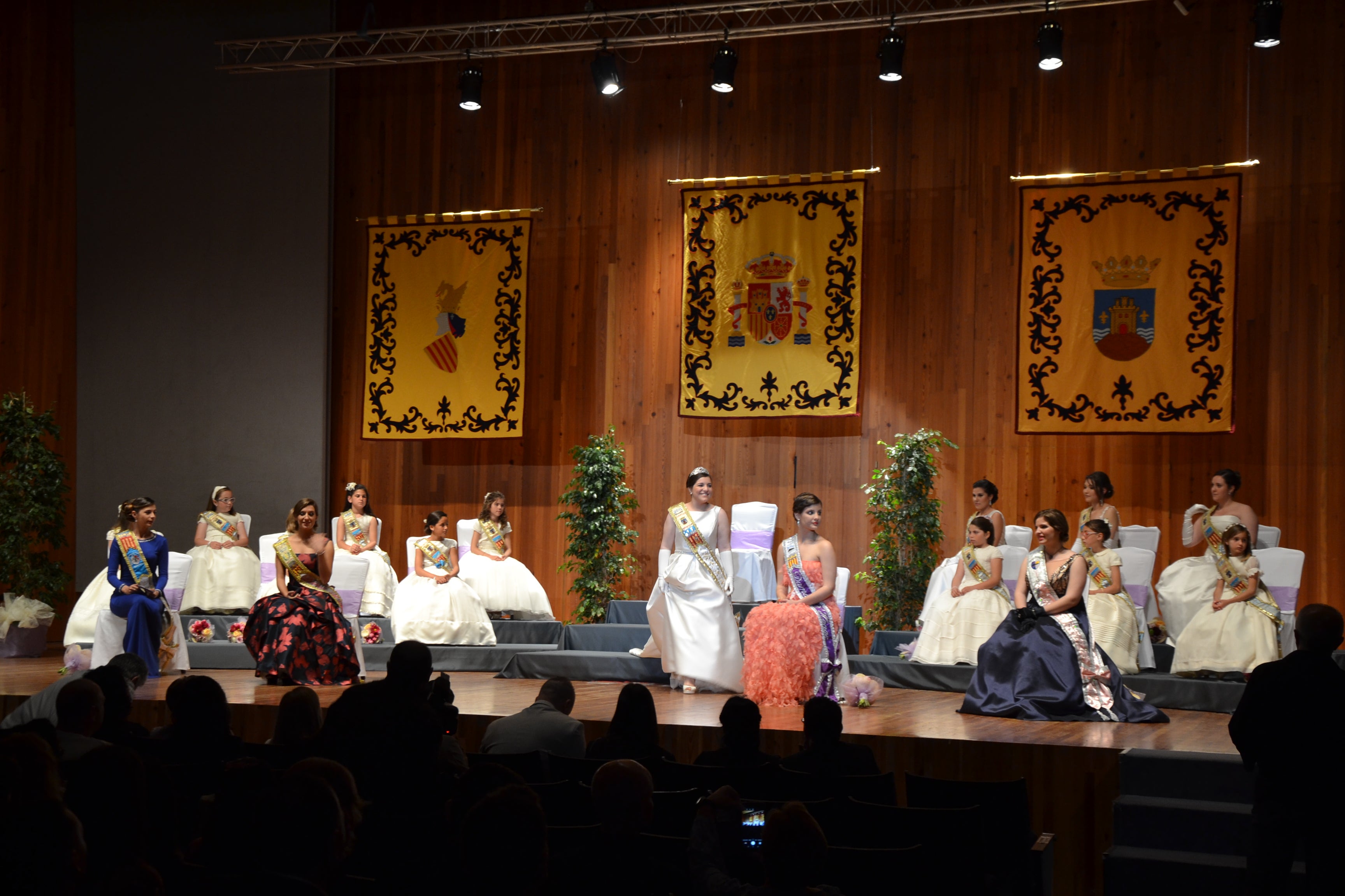 Peñíscola elegirá este sábado a la Reina de sus Fiestas Patronales Peñíscola elegirá este sábado a la Reina de sus Fiestas Patronales