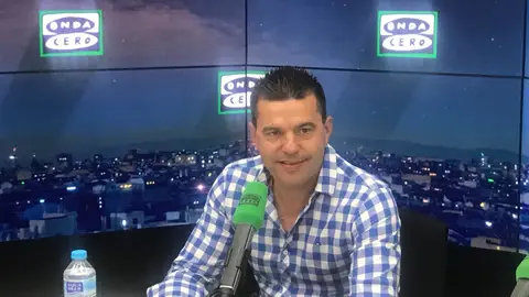 El exjugador del Alavés y extrenador de fútbol, Cosmin Contra. El exjugador del Alavés y extrenador de fútbol, Cosmin Contra.