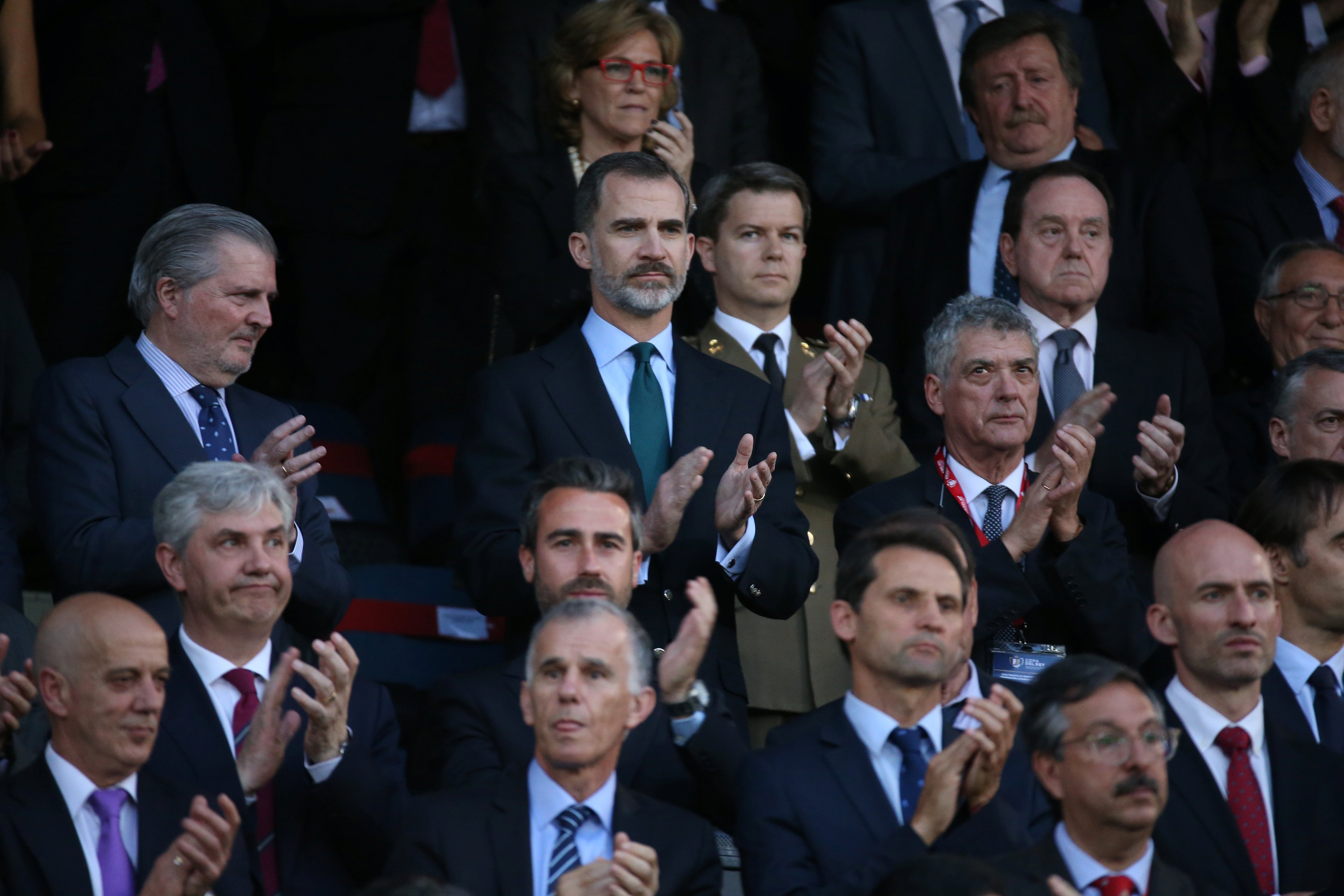 Nueva pitada al himno de España en la final de la Copa del Rey entre Barcelona y Alavés Nueva pitada al himno de España en la final de la Copa del Rey entre Barcelona y Alavés