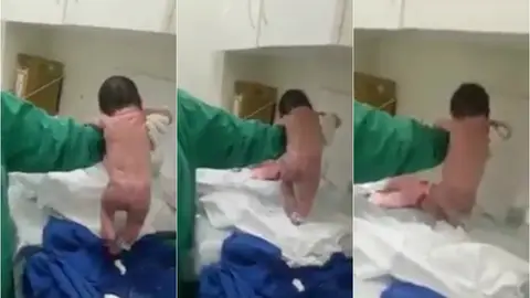 El bebé dando sus primeros pasos El bebé dando sus primeros pasos