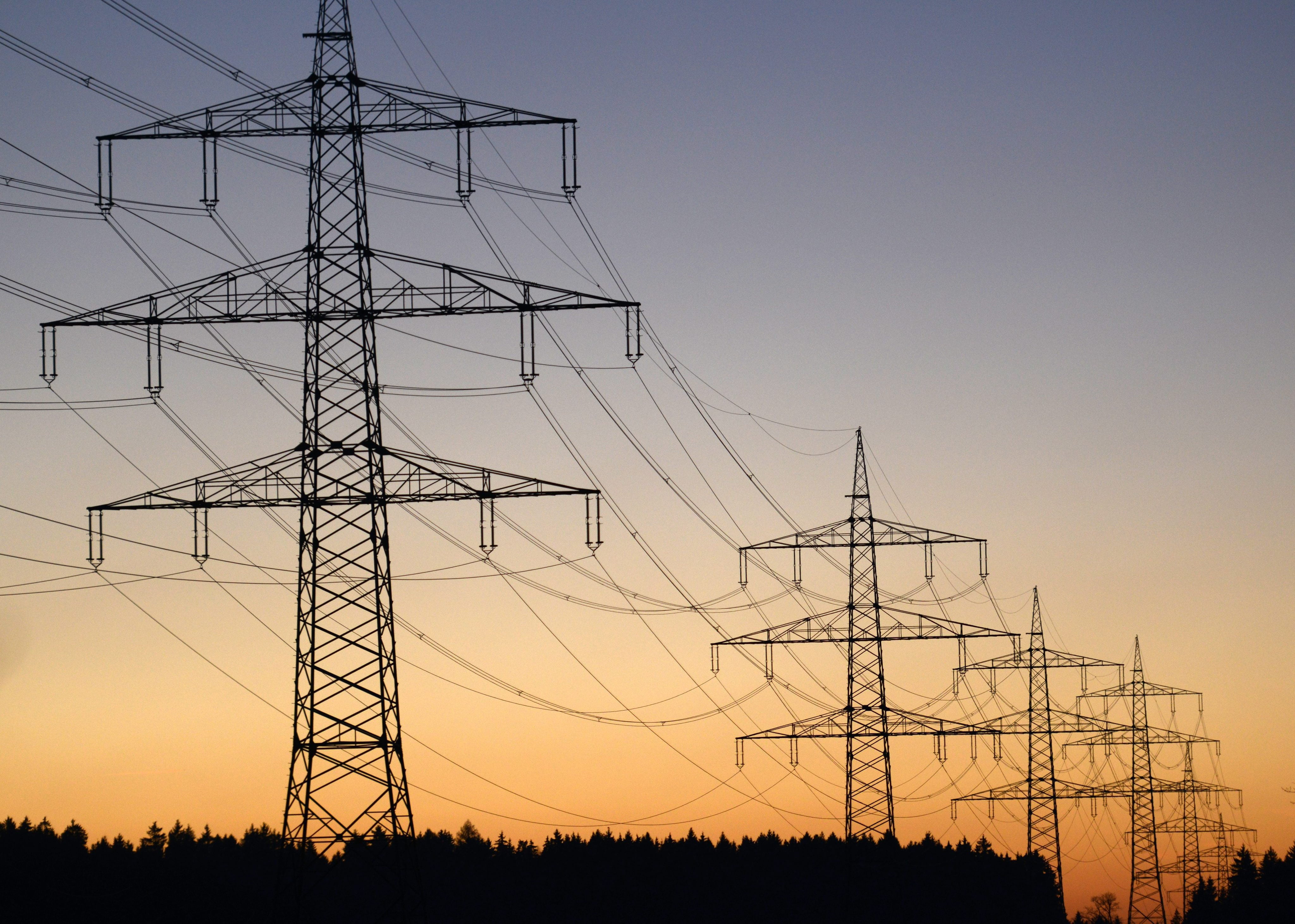 El recibo de la luz va camino de recuperar la tendencia al alza y es un 5% más cara que hace un año El recibo de la luz va camino de recuperar la tendencia al alza y es un 5% más cara que hace un año