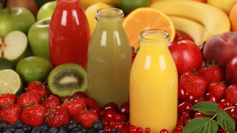 Es mejor ingerir una pieza de fruta que un zumo Es mejor ingerir una pieza de fruta que un zumo