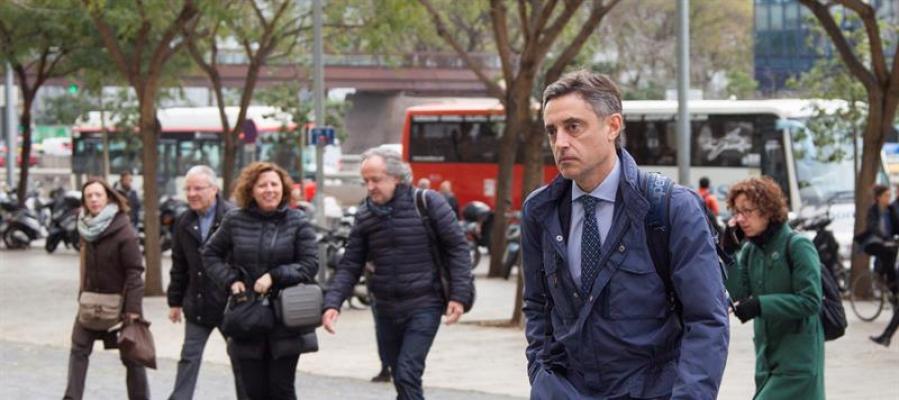 El fiscal Emilio Sánchez Ulled llega a la Ciutat Judicial El fiscal Emilio Sánchez Ulled llega a la Ciutat Judicial