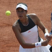 Garbiñe Muguruza espera la bola en un partido Garbiñe Muguruza espera la bola en un partido