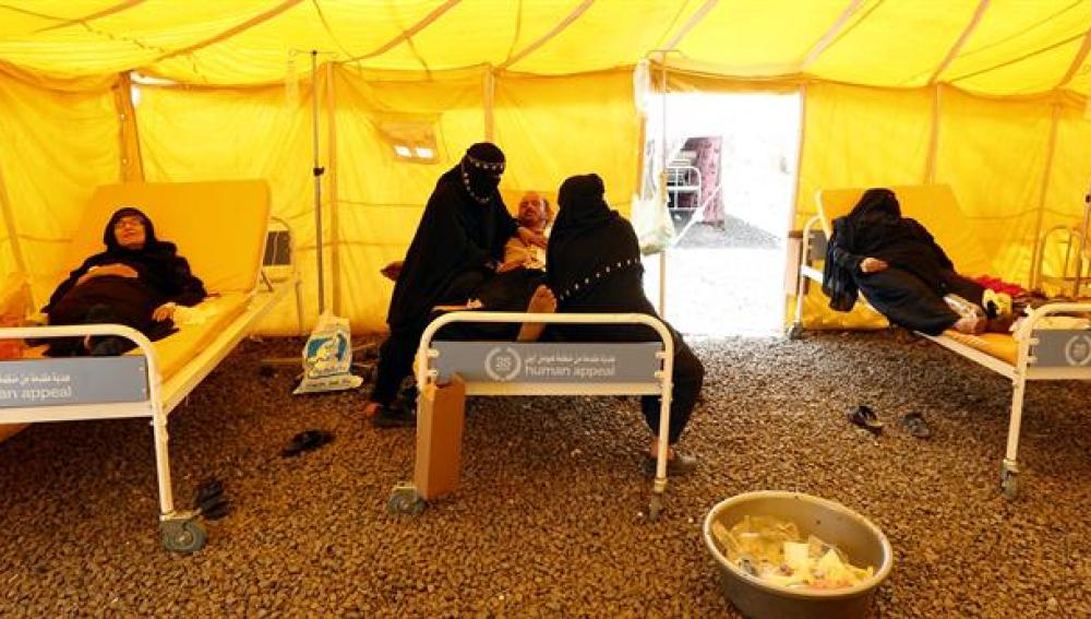 Varias personas son atendidas por cólera en Yemen