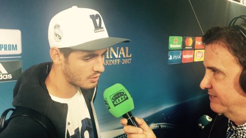 De la Morena con &Aacute;lvaro Morata.