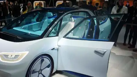 Coches eléctricos, híperconectados y capaces de alcanzar 500 kilómetros: los vehículos del futuro ya están aquí Coches eléctricos, híperconectados y capaces de alcanzar 500 kilómetros: los vehículos del futuro ya están aquí