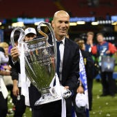 Zidane con la Duodécima Copa de Europa del Real Madrid