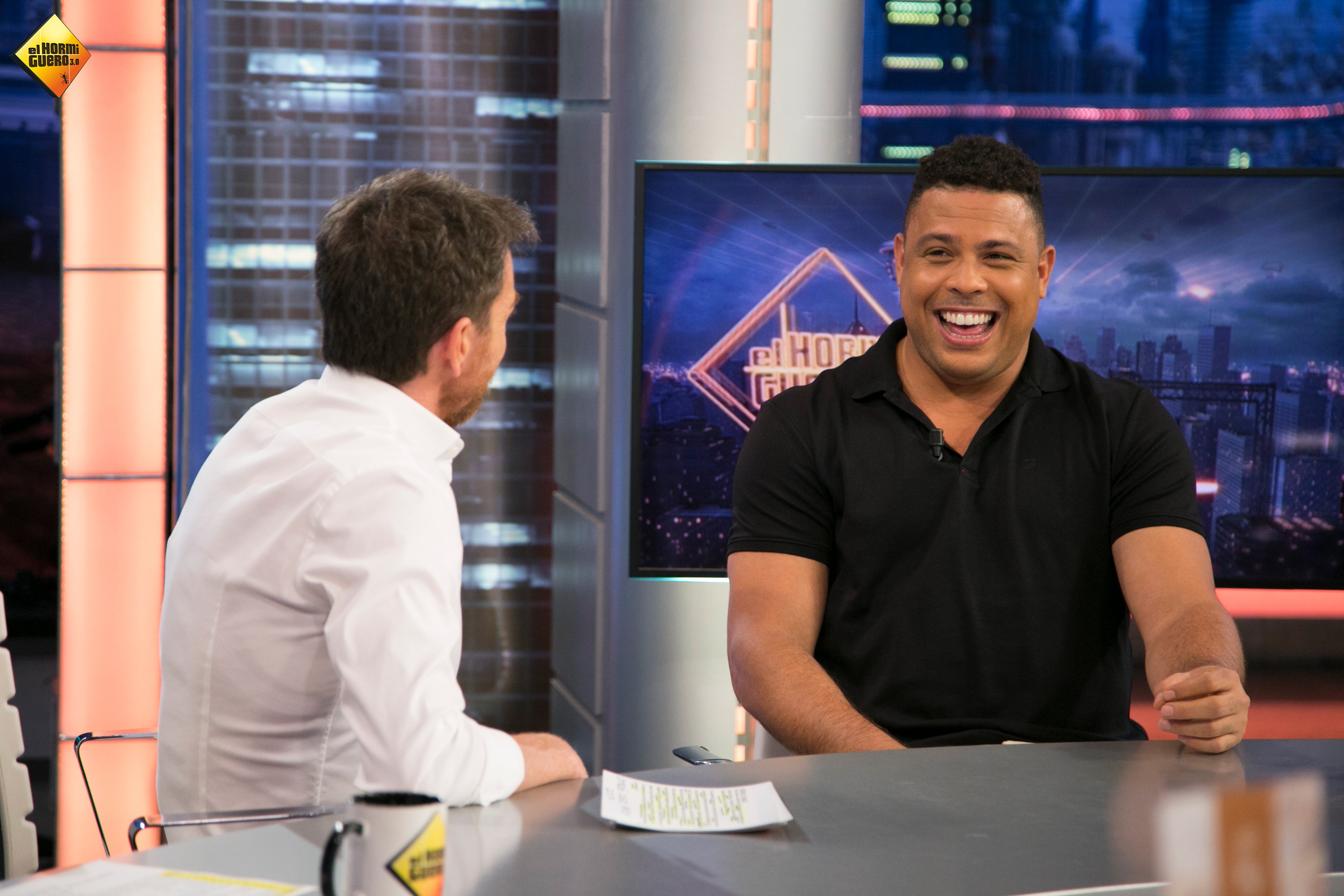 La tele con Monegal: Las "divertidas" declaraciones de Ronaldo sobre sus 'legendarias' fiestas en 'El Hormiguero' La tele con Monegal: Las "divertidas" declaraciones de Ronaldo sobre sus 'legendarias' fiestas en 'El Hormiguero'