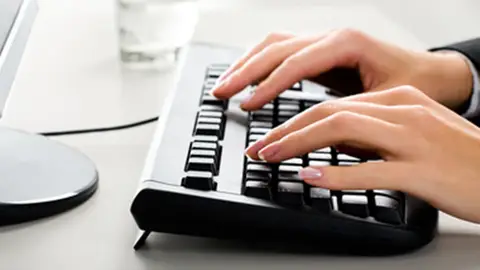 El teletrabajo, una medida de conciliación que adoptan las empresas Analizan como afectaria el teletrabajo a la reduccion del trafico en Madrid