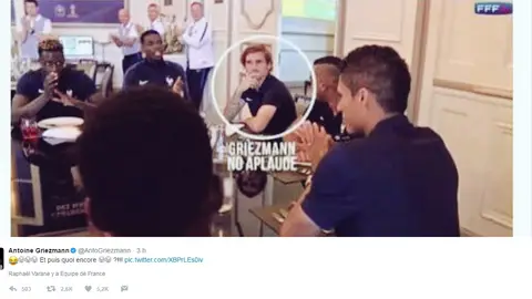 Imagen de Griezmann en la concentración de Francia Imagen de Griezmann en la concentración de Francia