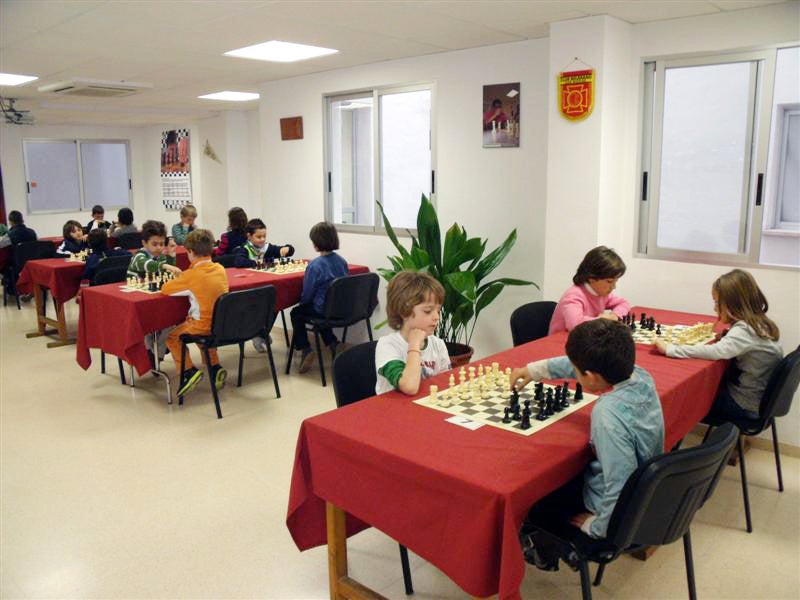 L'Aljub celebra su primer torneo de ajedrez organizado por Europa FM L'Aljub celebra su primer torneo de ajedrez organizado por Europa FM