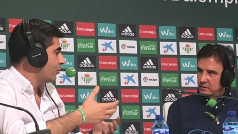 &Aacute;ngel Haro charla con Jos&eacute; Ram&oacute;n de la Morena