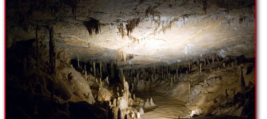 Cueva Estalactitas, próximo a Altamira Cueva Estalactitas, próximo a Altamira