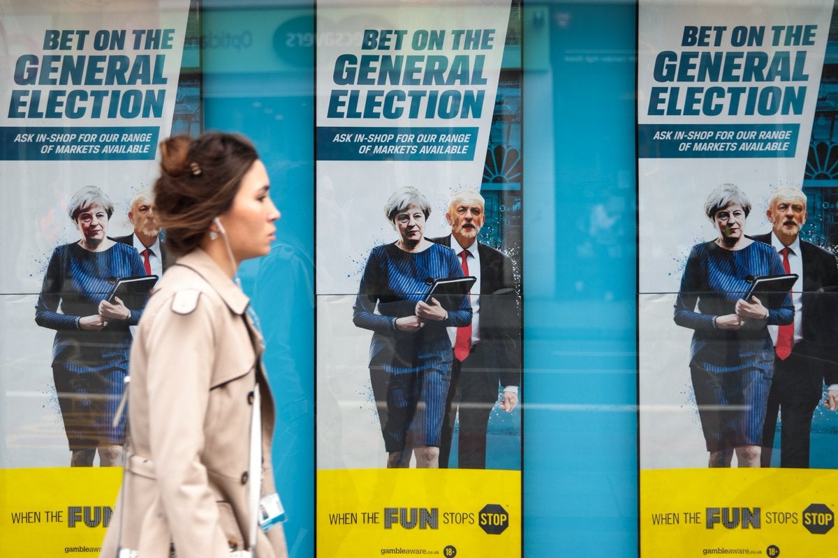 Los británicos van a las urnas tras un final de campaña marcado por el terrorismo Los británicos van a las urnas tras un final de campaña marcado por el terrorismo