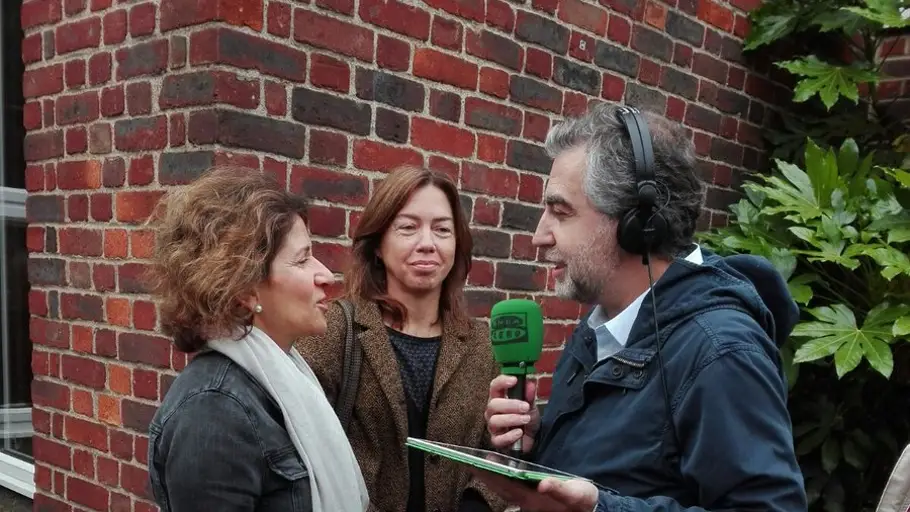 Alsina entrevista a Jerusalén Gunning en Londres Alsina entrevista a Jerusalén Gunning en Londres