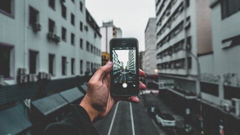 Las redes sociales han cautivado a la mayor&iacute;a de jov&eacute;nes