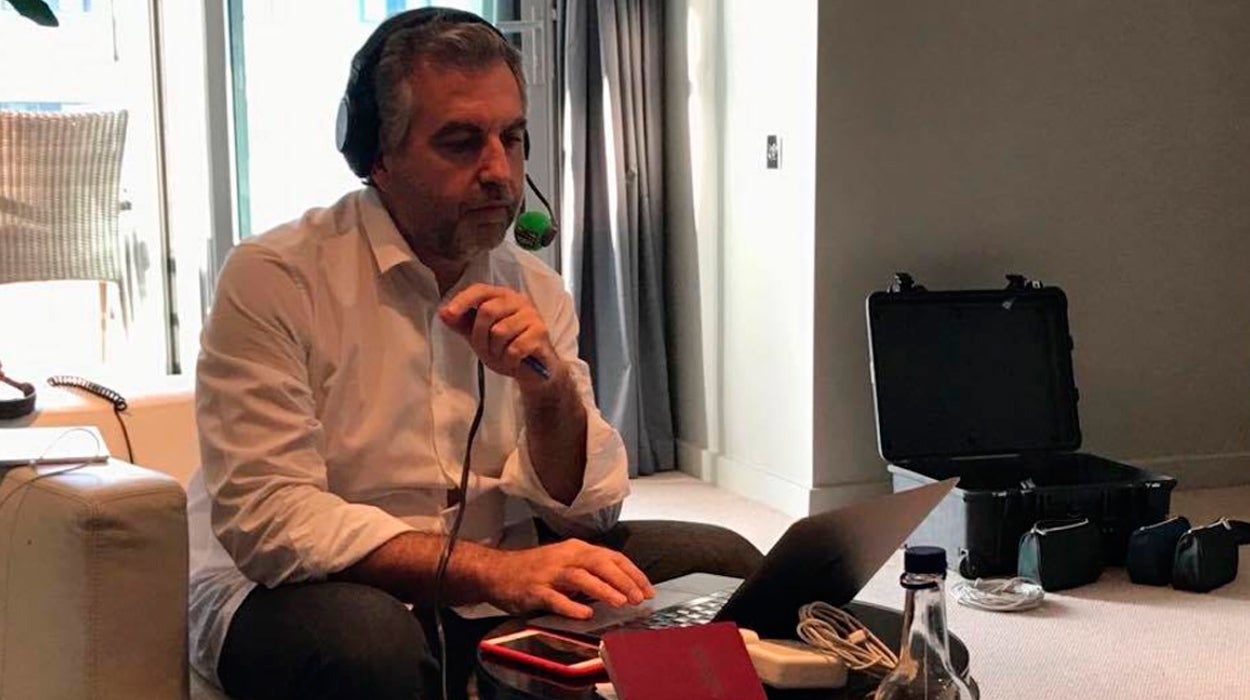 Monólogo de Alsina: "El cabreo en el partido de May sólo se puede calmar con su dimisión" Monólogo de Alsina: "El cabreo en el partido de May sólo se puede calmar con su dimisión"