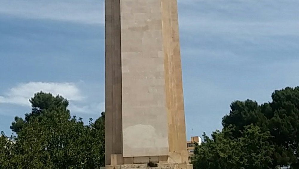 Monumento homenaje al Crucero Baleares de Sa Feixina, en Palma