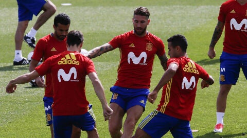 Thiago se ejercita en Las Rozas junto a sus compa&ntilde;eros de la selecci&oacute;n espa&ntilde;ola