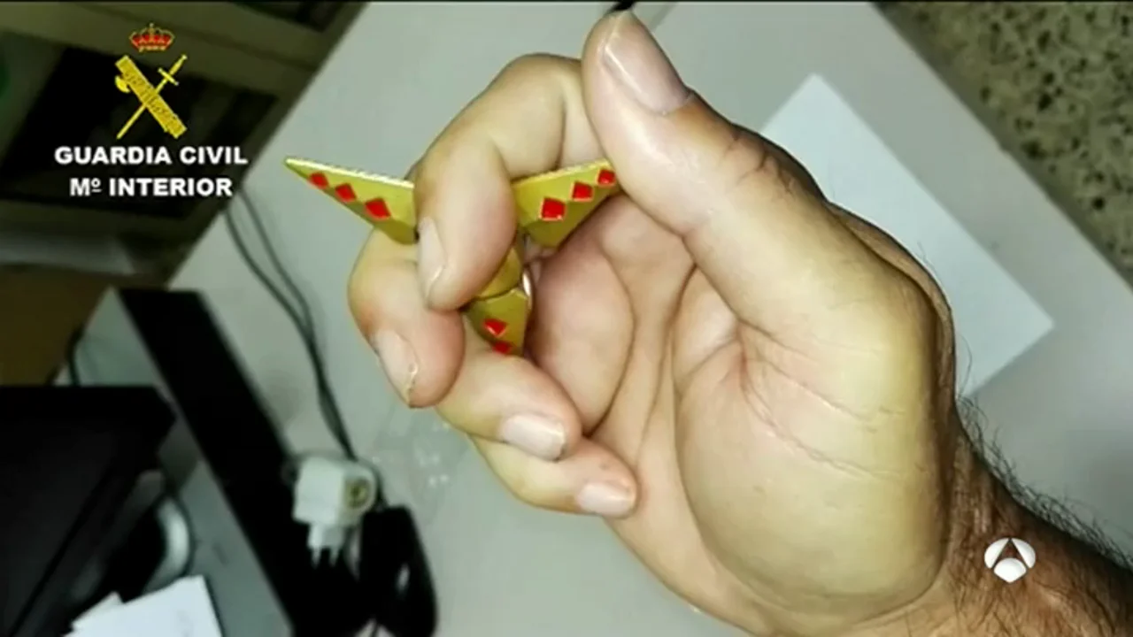 La GC se incauta de peligrosos spinners