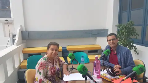 Javier Barbero junto a Eloisa Velarde Programa emitido desde la sede de Proyecto Hombre