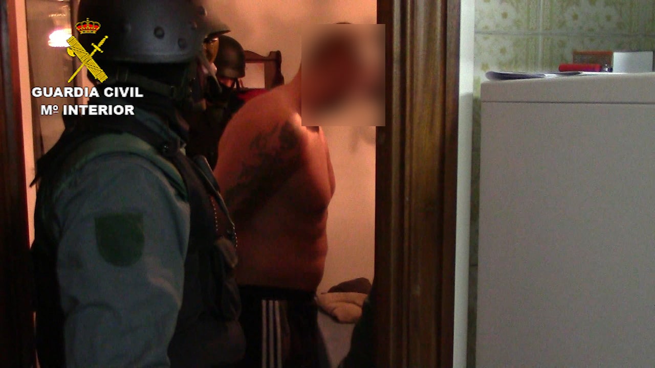 Detenido por robos con violencia cometidos en Corrales de Buelna y Puente San Miguel Detenido por robos con violencia cometidos en Corrales de Buelna y Puente San Miguel