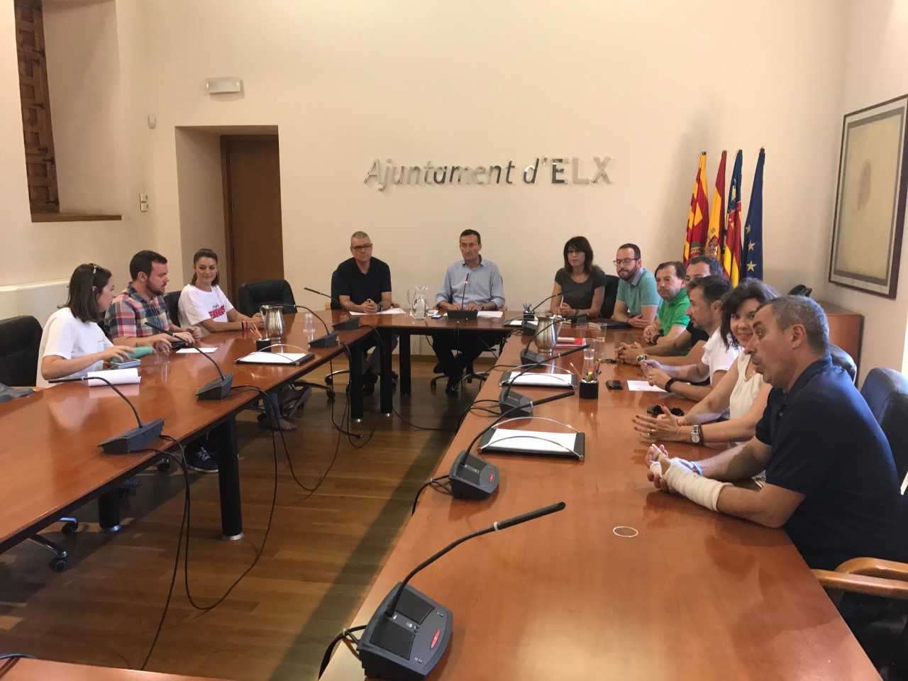 PSOE, PP, Compromís, Ciudadanos y Partido de Elche firman una declaración para “mantener la integridad territorial” de Elche PSOE, PP, Compromís, Ciudadanos y Partido de Elche firman una declaración para “mantener la integridad territorial” de Elche