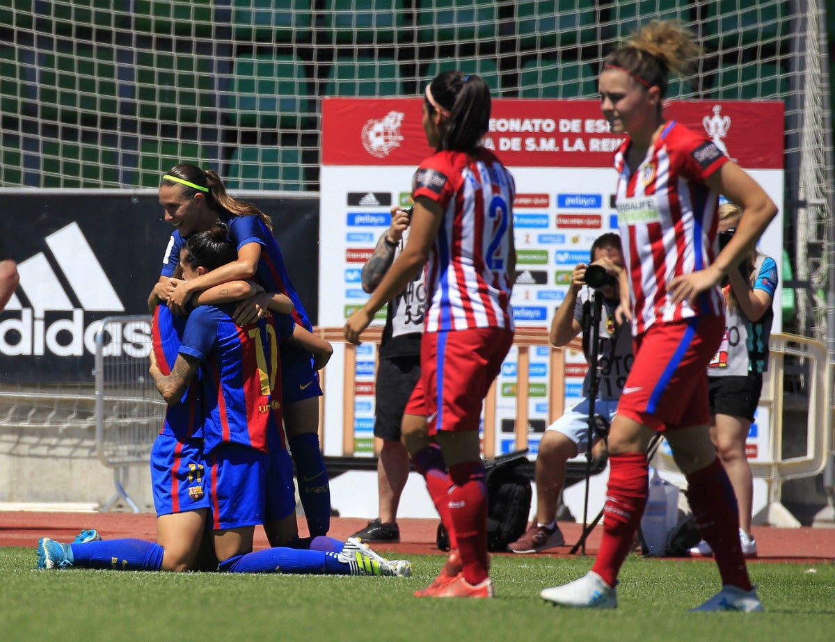 Jenni Hermoso: "Esto va para mi familia, no han dudado en apoyarme" Jenni Hermoso: "Esto va para mi familia, no han dudado en apoyarme"