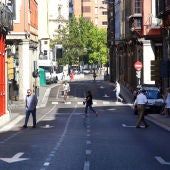 Calles del centro de Valladolid cortadas al tráfico de vehículos a motor por los altos índices de ozono en el aire