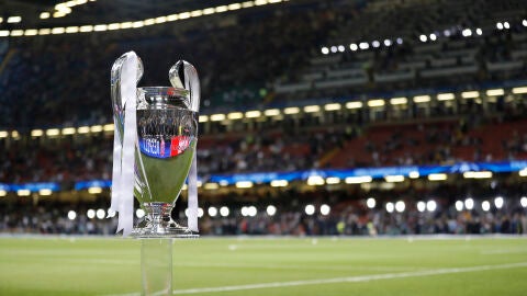 El trofeo de la Champions League, en Cardiff